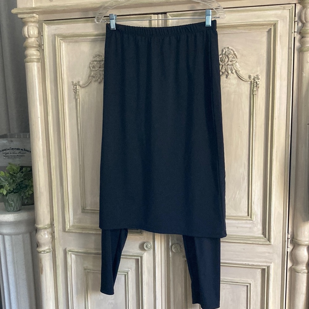 Swim Skirt with Leggings sz XL Like New Elastic Waist The Skirt Lady Boutique